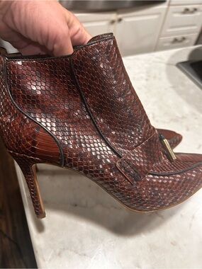 Brown Snakeskin Leather High-Heel Ankle Boots Louise et cie sz9